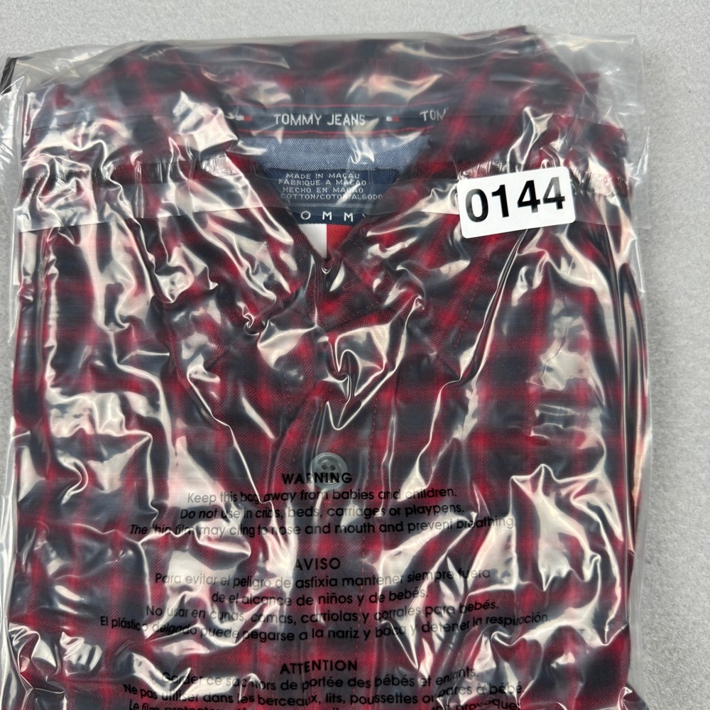 VTG Y2K Tommy Jeans Mens Red‎ Black Plaid Flannel Shirt Large 186795 7/01 Cotton - Picture 9 of 10